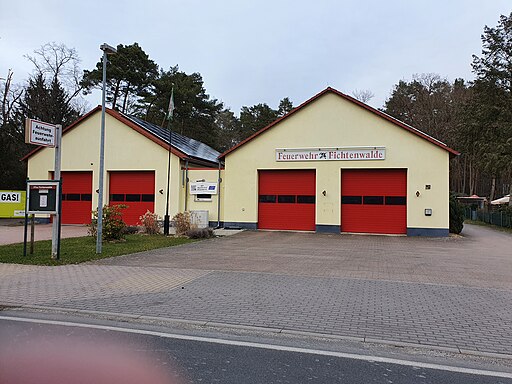 Feuerwache Fichtenwalde 2021 WSW