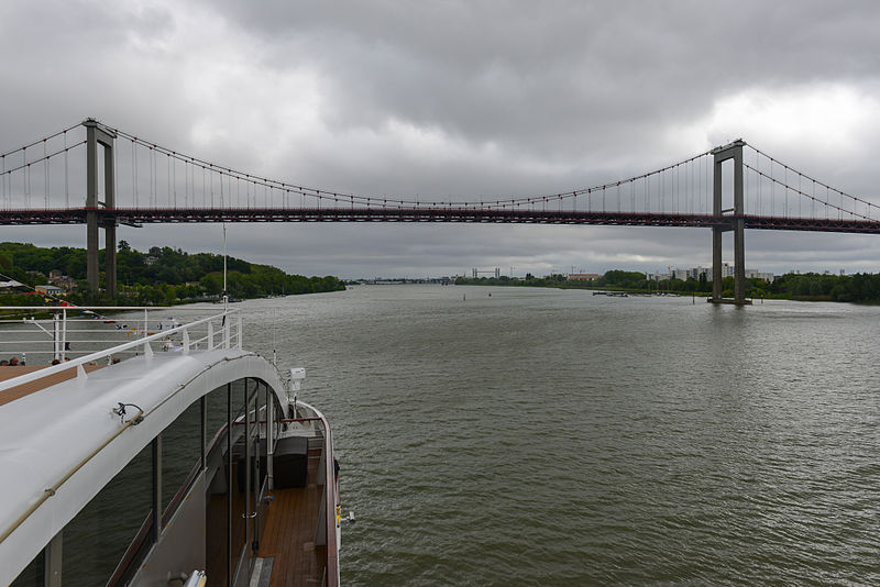 File:France, Gironde, Pont d'Aquitaine (22271078285).jpg