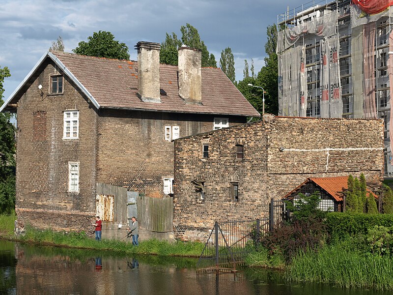 File:Gdańsk Ołowianka - panoramio - t.przechlewski.jpg