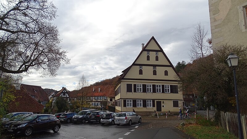 File:Gebäude und Ansichten von Bebenhausen 11. November 2018 12.jpg