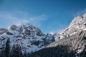 Gemmi-daubenhorn-winter.JPG