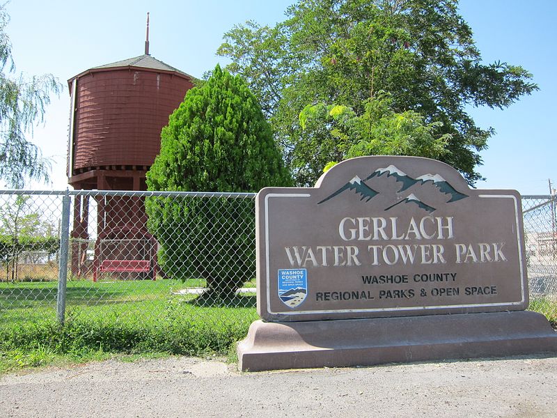 File:Gerlach Water Tower-9.JPG