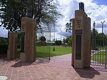 Goondiwindi - Военный мемориальный парк Gates.jpg