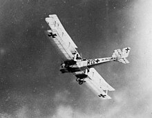 A German Gotha G.IV bomber in flight, 1917. Gotha RG im Flug.jpg