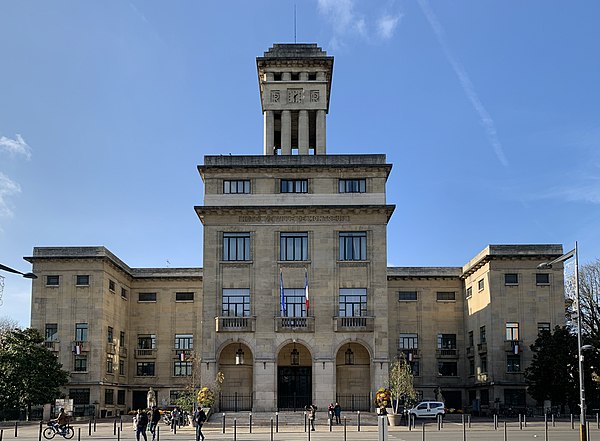 Montreuil Town Hall