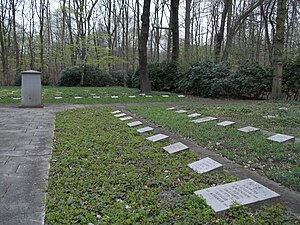 Herten Waldfriedhof Kriegsgräber 5.JPG