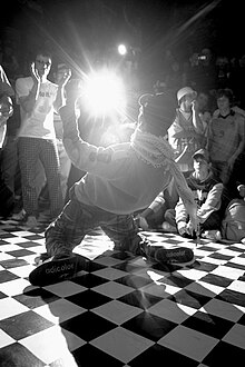 Hip hop plesač u klubu Zona, u Moskvi