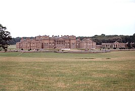 Holkham Hall - geograph.org.uk - 2810646.jpg