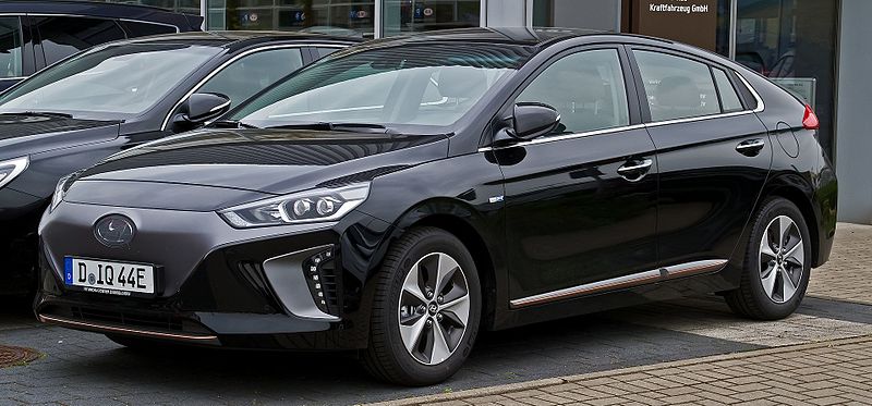 File:Hyundai IONIQ electric Premium – Frontansicht, 7. Mai 2017, Düsseldorf.jpg
