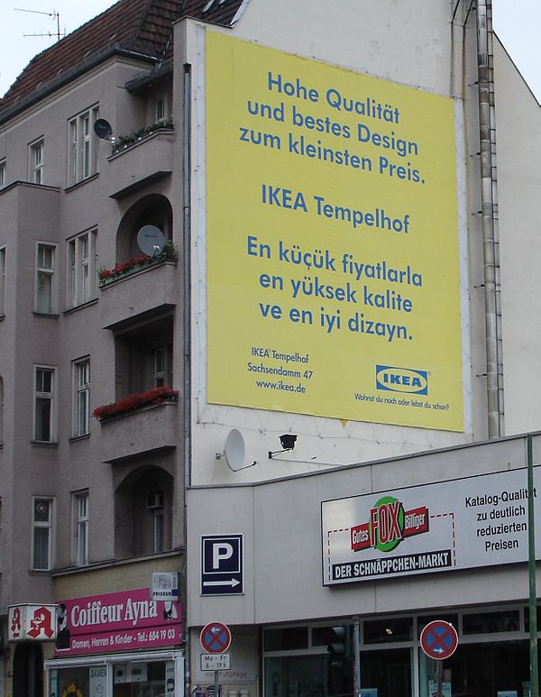 An advertisement by the IKEA branch in Berlin written in the German and Turkish languages.