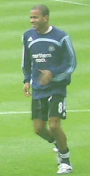 Dyer warming up for Newcastle in July 2007