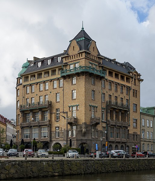 File:Kontoristföreningens hus September 2012.jpg
