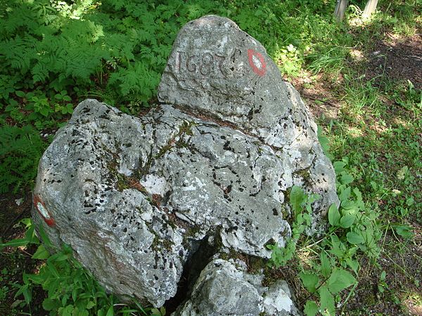 Камень ричарда б рэббитсона. Имангульский камень. Марагинский камень. Косминский камень. Каменно Имангуловский камень.