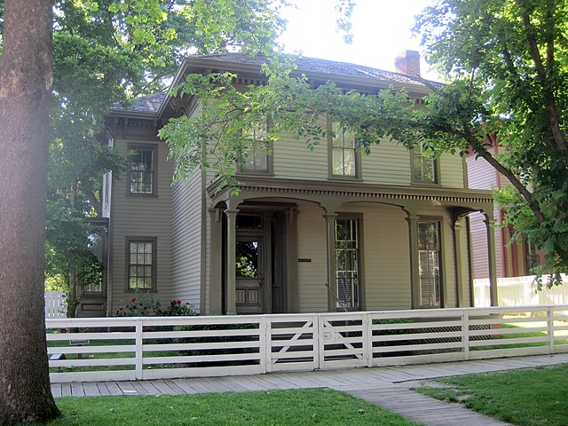 The Rosenwald family purchased this house in 1868, owning it until 1886