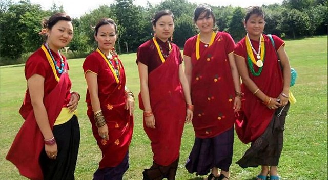 Local fashion: Traditional costume of Nepal | Nepal clothing, Nepal  culture, People clothes