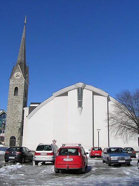 File:Maishofen kirche.jpg