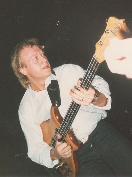 King performing in 1988