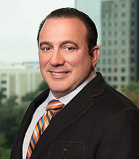 Michael L. Iaccarino American business executive