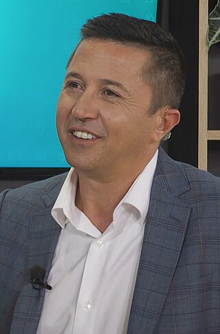 <span class="mw-page-title-main">Mike Puru</span> New Zealand broadcaster