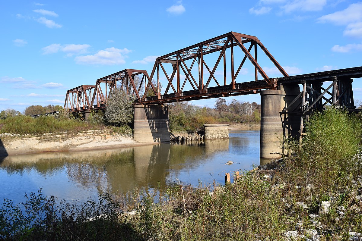 Железнодорожный мост река Афипс