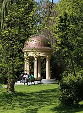 Monopterus im Jordanpark Kaufbeuren im Fruehling