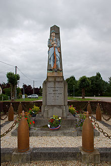 Monument aux morts « Aux héroïques enfants de Bourth, morts pour la patrie » de Bourth.jpg
