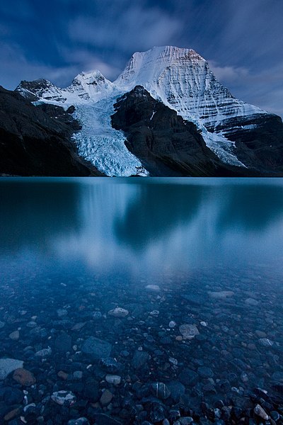 File:Mount Robson Twilight.jpg