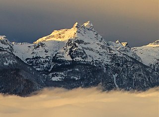 <span class="mw-page-title-main">Mount Tilley (Canada)</span> Mountain in British Columbia, Canada