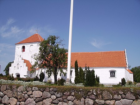 Munkebo Kirke fra syd