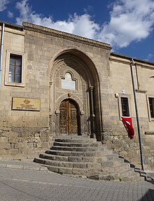 Mustafapaşa-Façade de la medersa (1).jpg