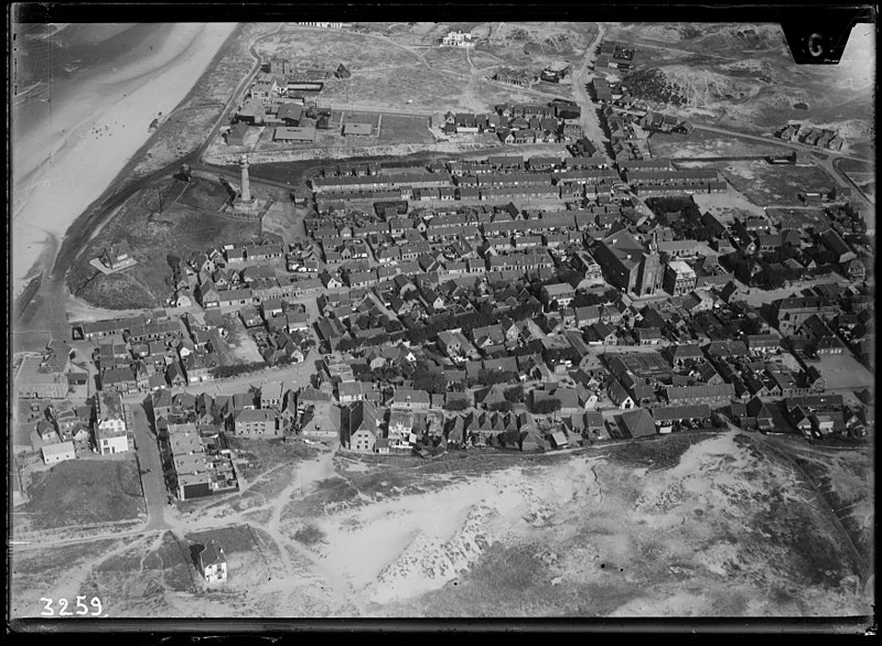 File:NIMH - 2011 - 0118 - Aerial photograph of Egmond, The Netherlands - 1920 - 1940.jpg