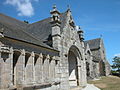 Chapelle Notre-Dame de Châteaulin : façade et ossuaire
