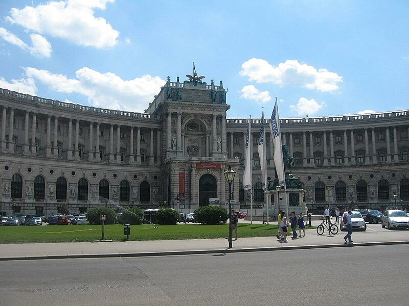 File:Noul Hofburg5.jpg