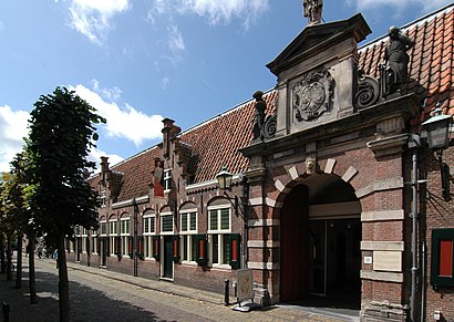 How to get to Frans Hals Museum with public transit - About the place