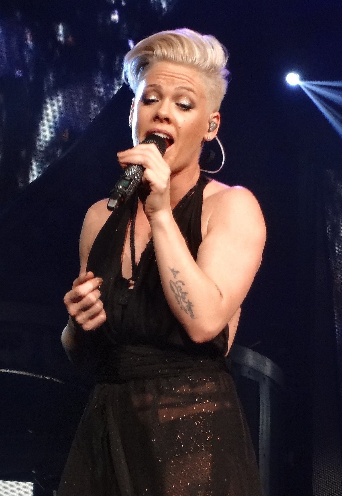 P!NK will be the first international artist to receive BRITs Outstanding  Contribution to Music Award