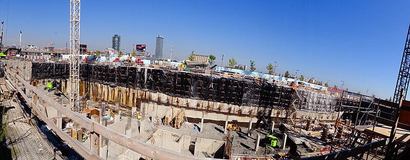 File:Pano of construction east of Sherbourne Commons, south of Queen's Quay, 2015 09 23 (13).JPG - panoramio.jpg