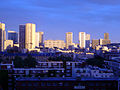 Skyline dell'arrondissement, largamente ricostruito negli anni settanta con centri commerciali e zone residenziali