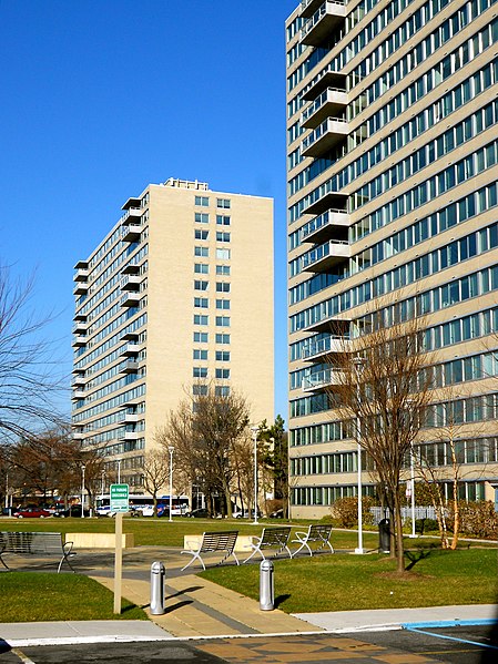 File:Park Towne Philly 2.JPG