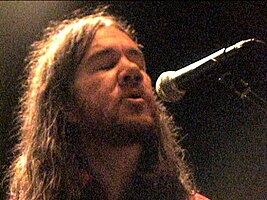 Pat Sullivan of Oakley Hall performing at Union Pool, Brooklyn on Feb 4, 2006. Video still from PUNKCAST 918.jpg