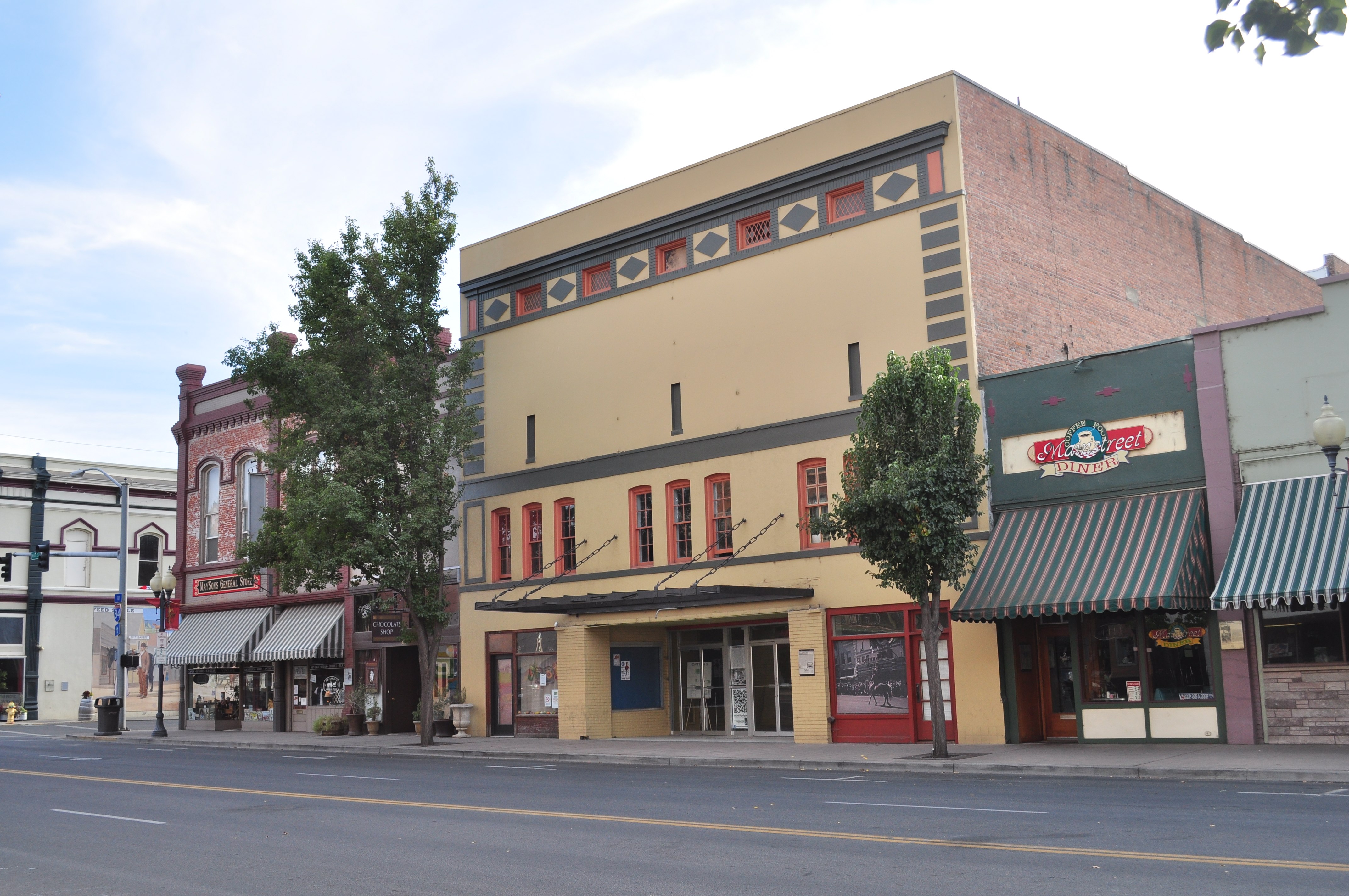 Little theater. Theatres in the USA.