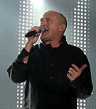 Phil Collins Duesseldorf.jpg