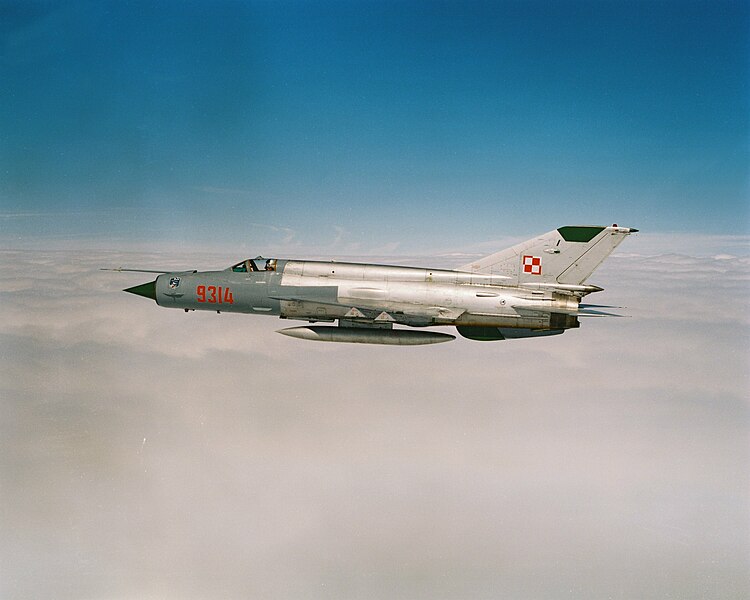 File:Polish Air Force MiG-21 over Dutch Airspace in 1999 2156 018807.jpg