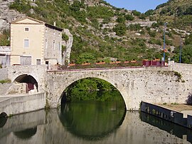 Pont romain. Le Pouzin (Ardeche, France) 1.JPG