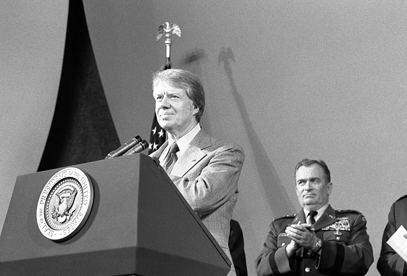 File:President Carter speaking at Admiral Stansfield Turner's swearing in ceremony as DCI, March 9, 1977 (10729449705).jpg