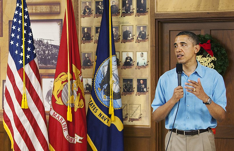 File:President Obama visits Marine Corps Base Hawaii on Christmas Day 121225-M-NG901-003.jpg