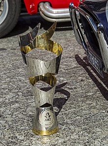 ANZ Netball Championship Trophy (2015) Queensland Netball Firebirds parade day-23 (19235027792).jpg