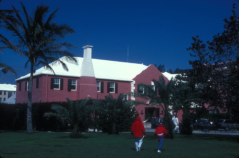 File:ROYAL BERMUDA YACHT CLUB, HAMILTON, BERMUDA.jpg