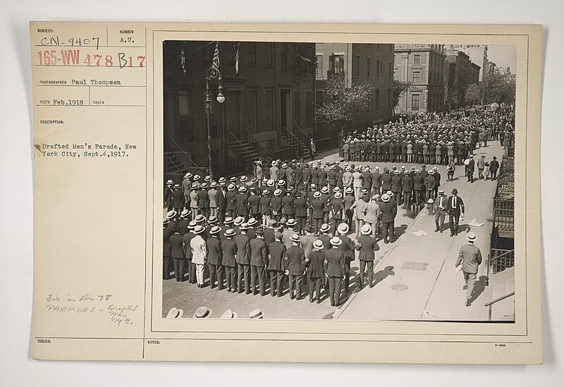 File:Recruiting and Draft Service - Parades - Drafted Men - New York City (165-WW-478B-17) - DPLA - ad7ad884061736384dbfbee4e7a0ad46.jpg