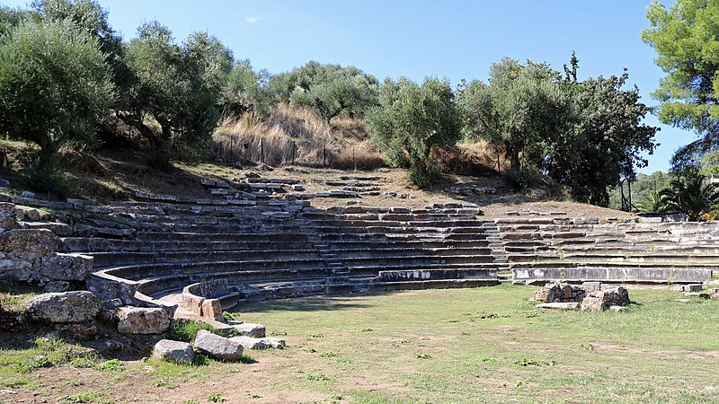 File:Roman theatre- Gythio - 01.jpg