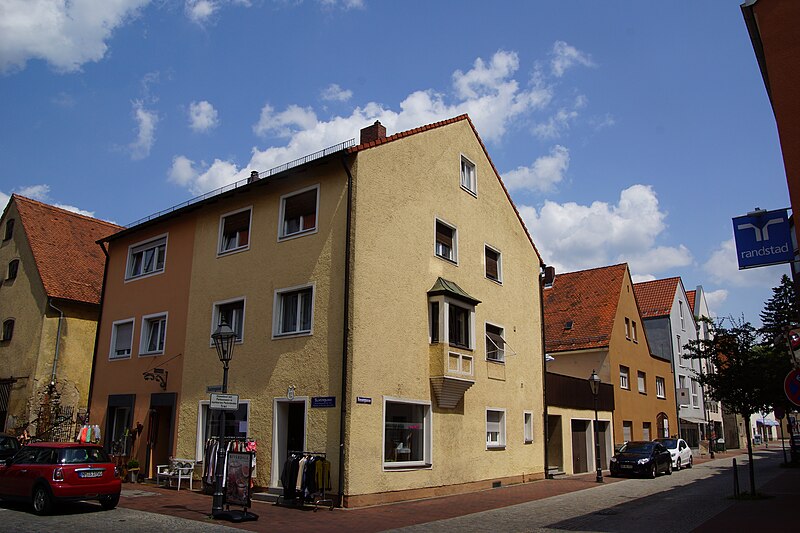 File:Rosengasse Neumarkt 013.jpg